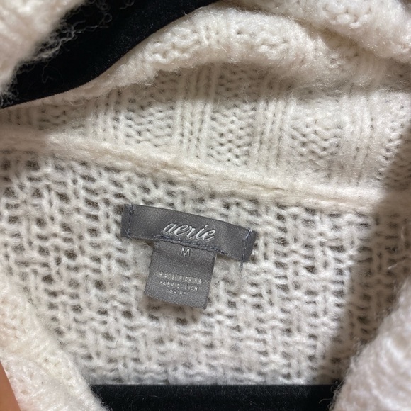 Aerie oversized turtleneck - Picture 4 of 4